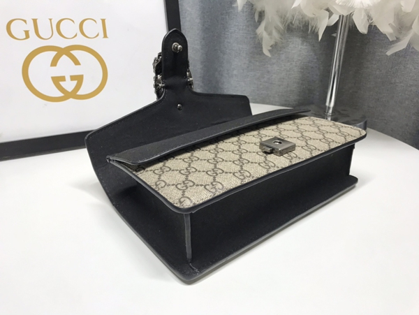 激安グッチバッグコピー角部分ディテール